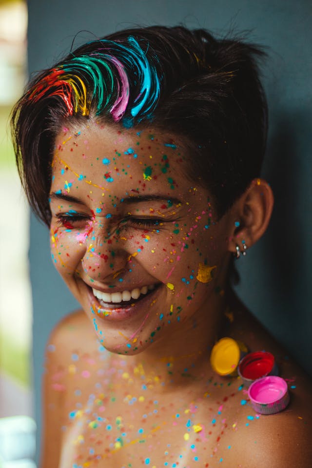 How to Stay Positive in Tough Times: 6 Simple Strategies